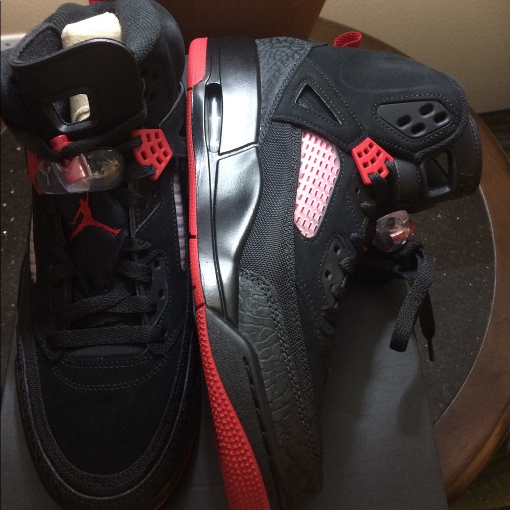 SOLD! NIB Jordan Spizike size 10 - Picture 3 of 5